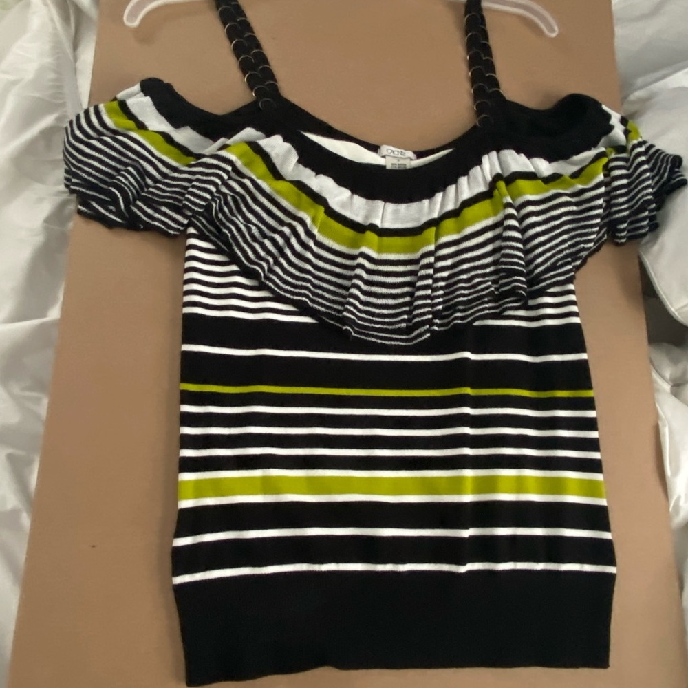 Caché Knit Cold Shoulder Ruffle Top